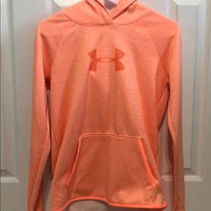 Women’s Under Armour sweatshirt